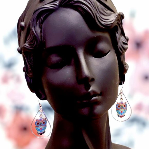 🆕MBM Tear Drop Framed Enamel Owl Earrings, Stainless Steel - Picture 5 of 10